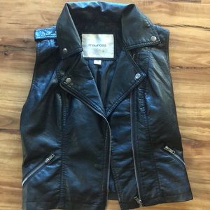 Maurice’s Faux Leather Vest Medium
